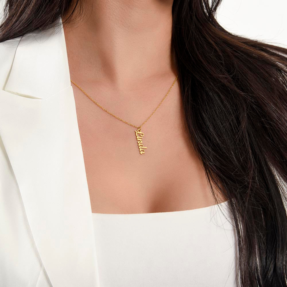 Vertical Name Necklace: An Upright Expression of Individuality